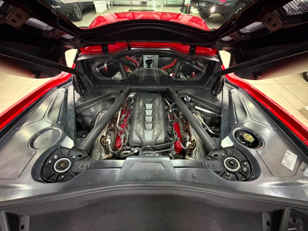 Chevrolet Corvette Stingray C8 — foto 16